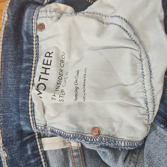 Mother The Insider Crop Step Chew Ankle Kick Jeans In Dancing On Coals Size 26 - Picture 8 of 8